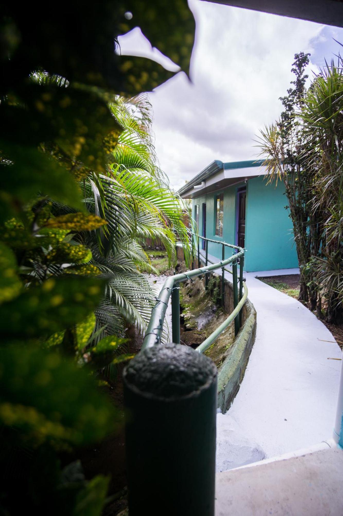 Pura Vibra Hostel La Fortuna Buitenkant foto